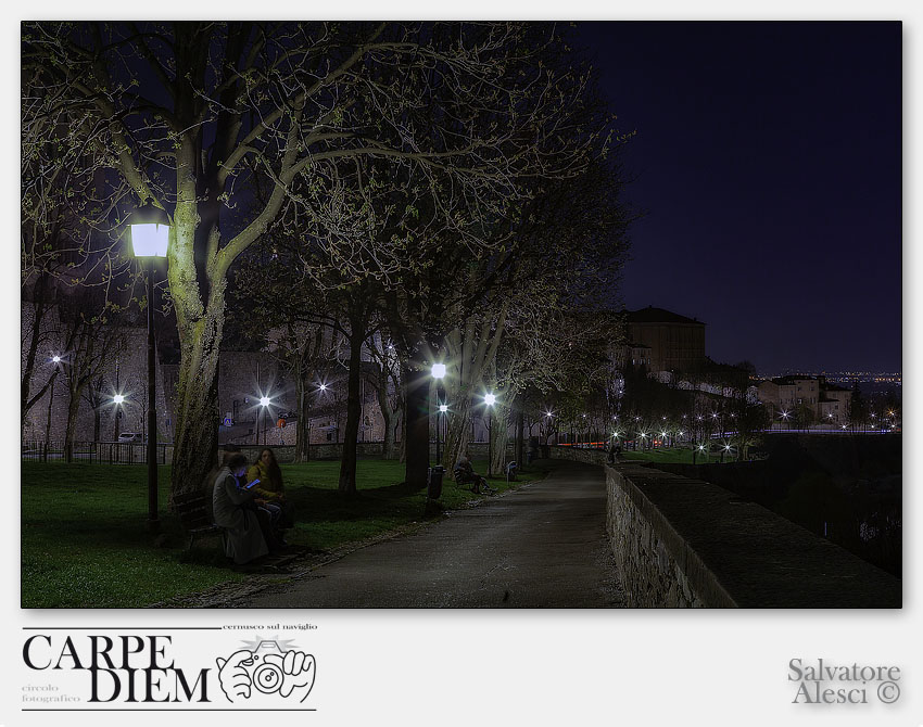 NOTTE SOPRA BERGAMO.jpg